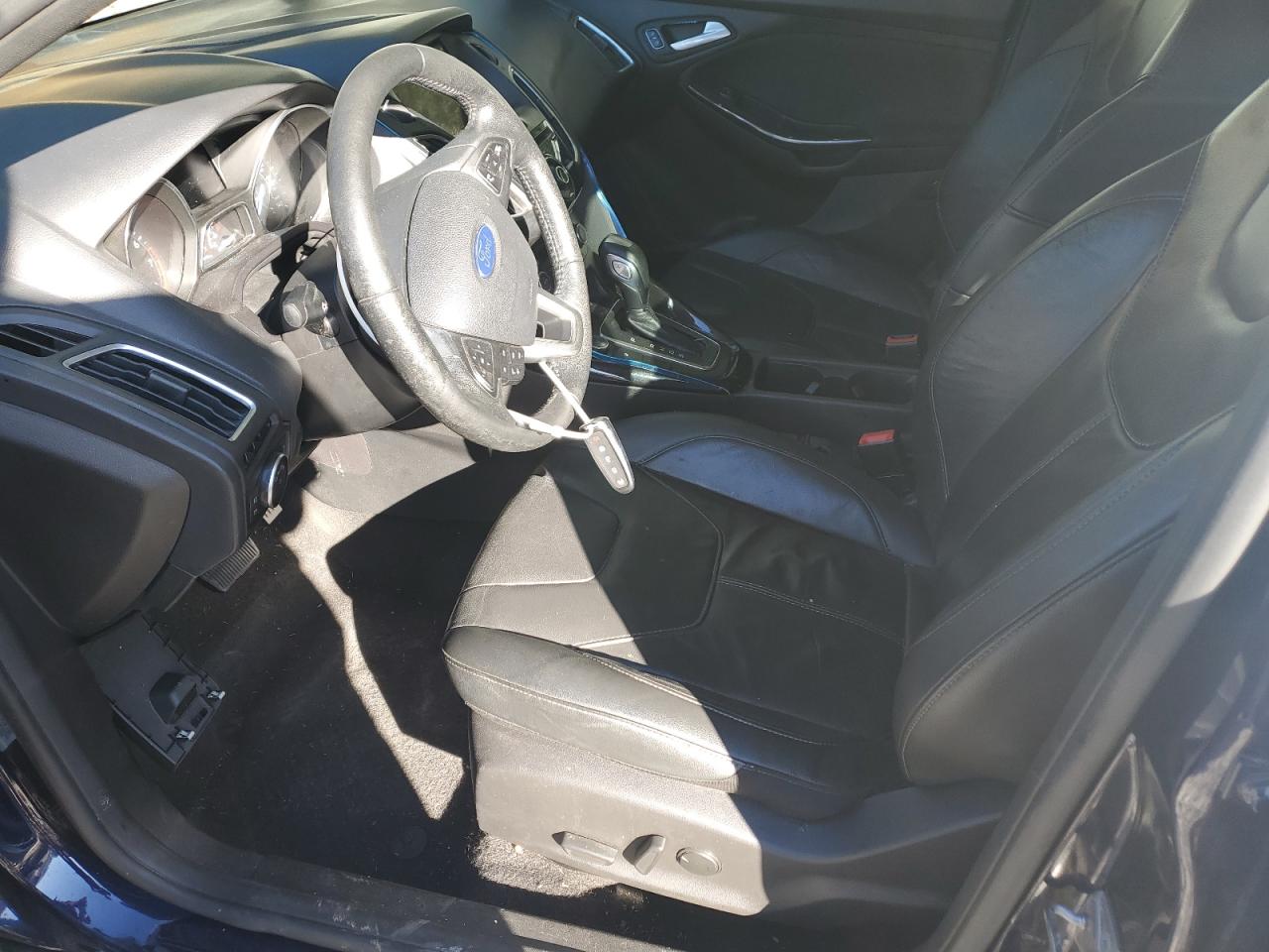 2017 Ford Focus VIN 1FADP3N24HL212991 Copart auction photo, front end / minor dent/scratches damage thumbnail 7