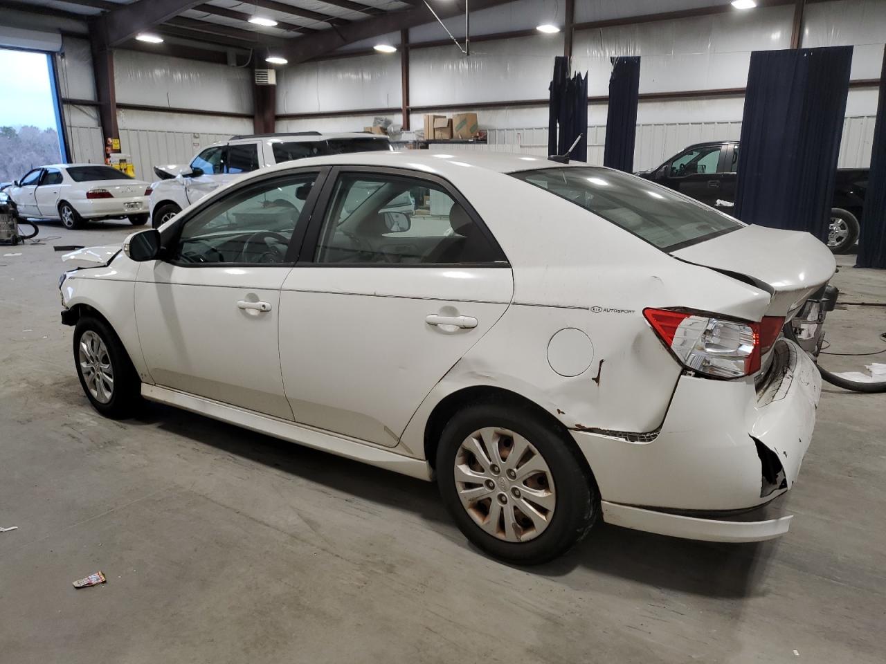 2010 KIA Forte VIN KNAFU4A21A5856625 Copart auction photo, front end / rear end damage thumbnail 2