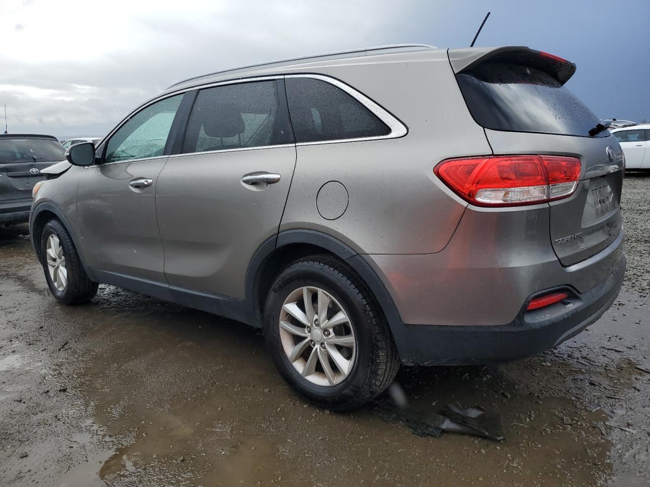 2016 KIA Sorento VIN 5XYPG4A3XGG087288 Copart auction photo, front end damage thumbnail 2