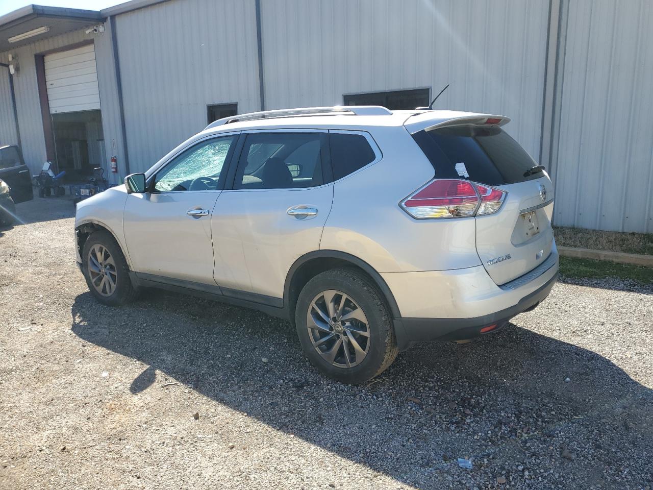 2016 Nissan Rogue VIN 5N1AT2MV5GC750432 Copart auction photo, front end damage thumbnail 2