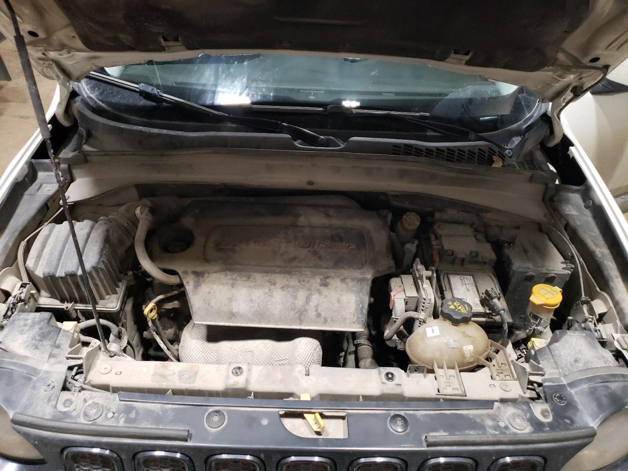 2017 Jeep Renegade VIN ZACCJBBB6HPG27828 Copart auction photo, side / front end damage thumbnail 12