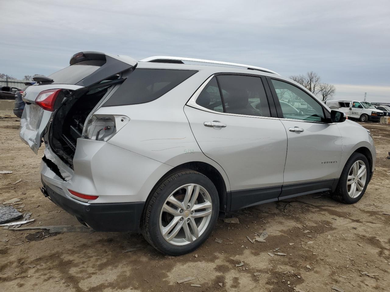 2019 Chevrolet Equinox VIN 2GNAXYEX4K6277076 Copart auction photo, rear end damage thumbnail 3