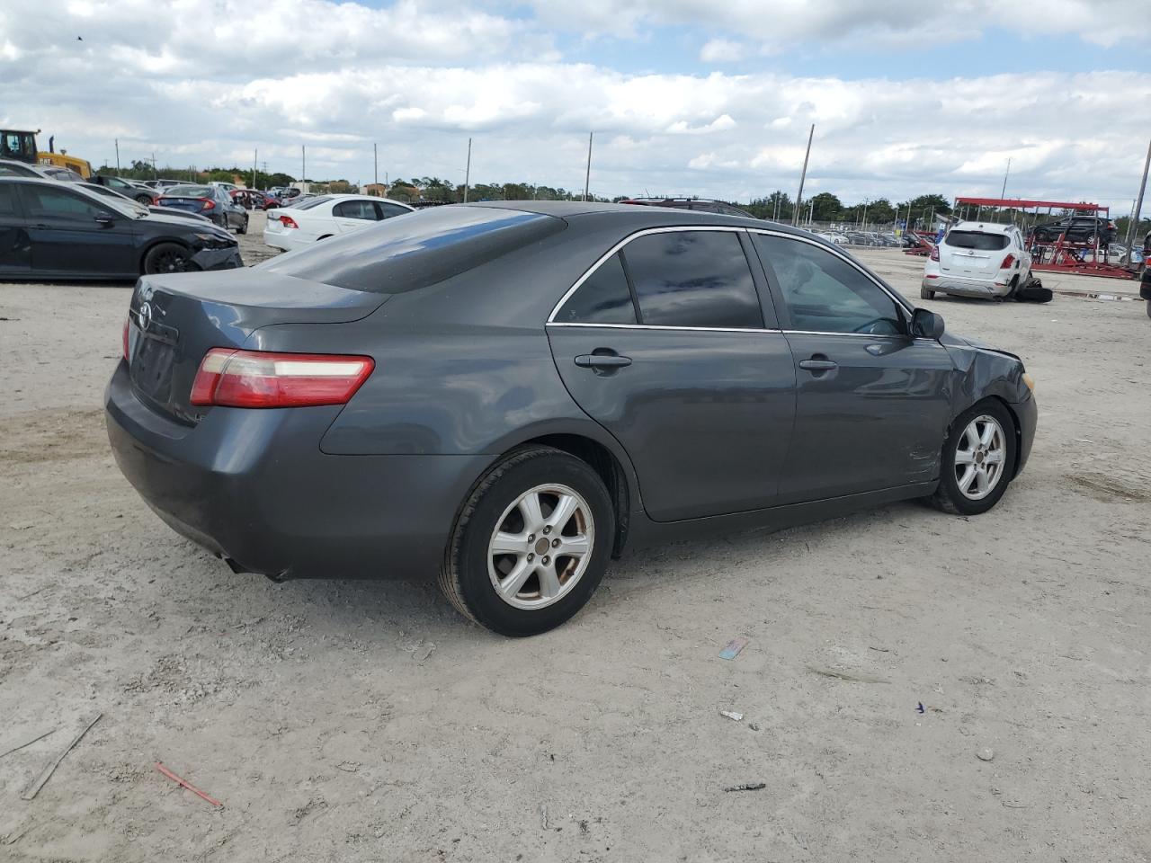 2007 Toyota Camry VIN 4T1BE46K77U630249 Copart auction photo, front end / minor dent/scratches damage thumbnail 3