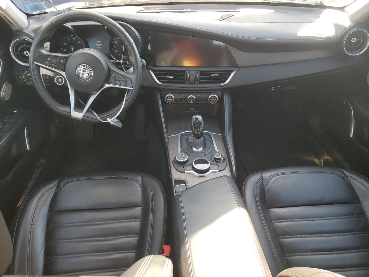 2017 Alfa Romeo Giulia VIN ZARFAEEN2H7538992 Copart auction photo, front end / side damage thumbnail 8