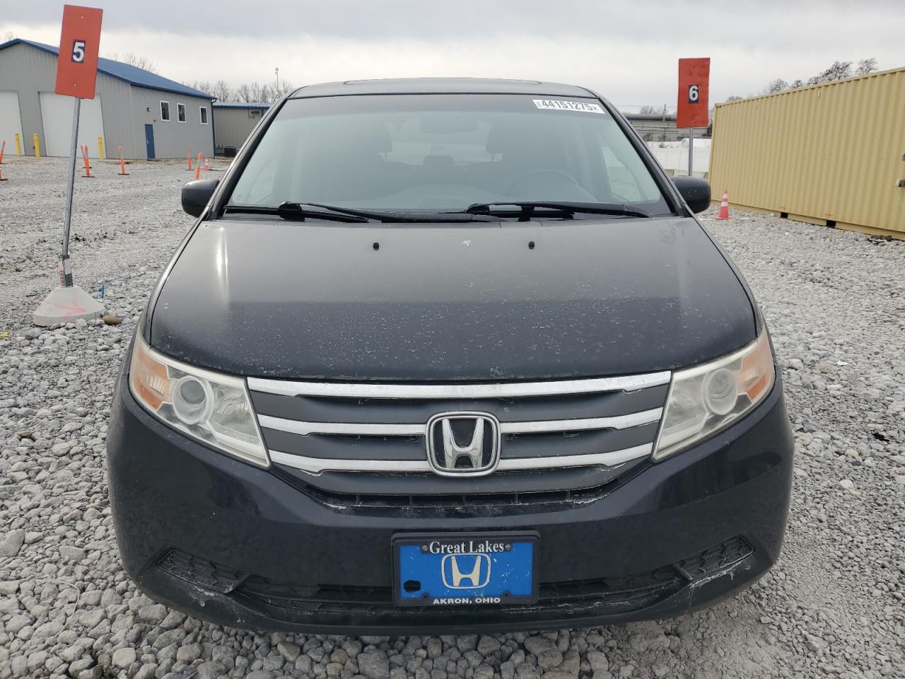 2011 Honda Odyssey VIN 5FNRL5H67BB072306 Copart auction photo, rear end / minor dent/scratches damage thumbnail 5