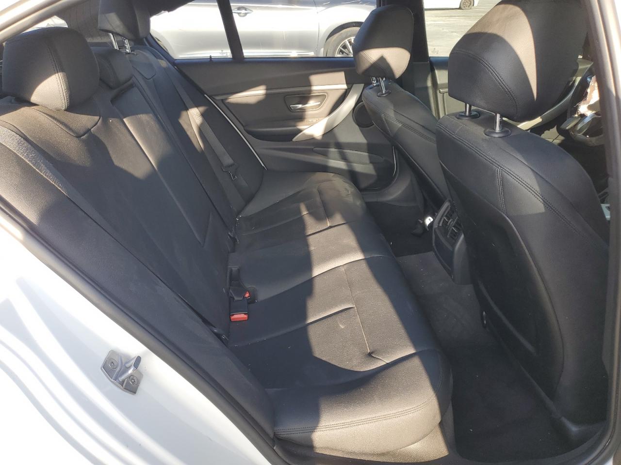 2014 BMW 3er VIN WBA3B1G55ENN91237 Copart auction photo, front end damage thumbnail 10