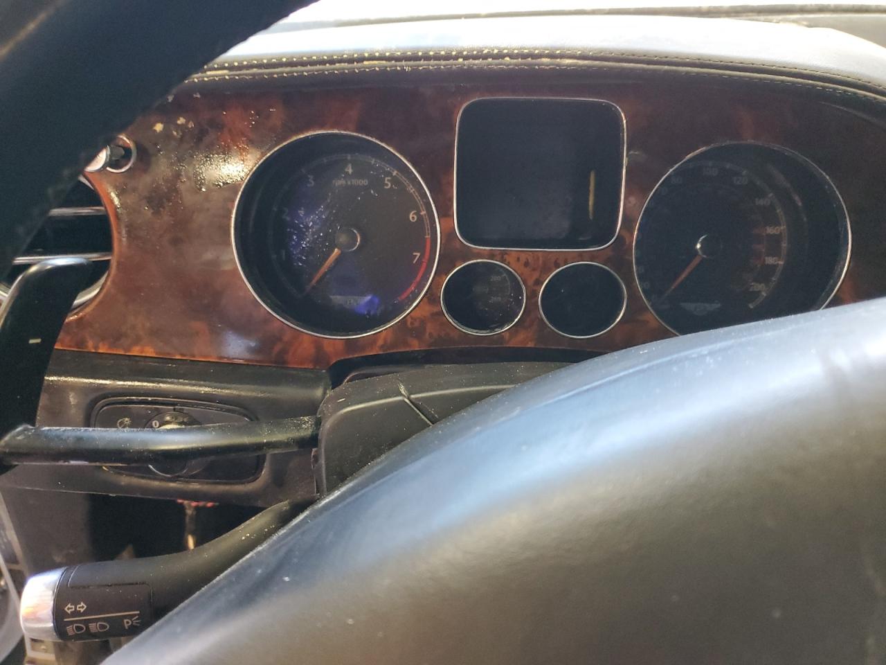 2004 Bentley Continental VIN SCBCR63W04C022416 Copart auction photo, burn / mechanical damage thumbnail 9