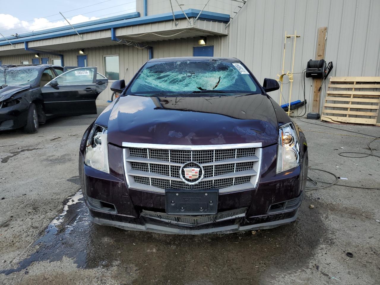 2009 Cadillac CTS VIN 1G6DF577090117514 Copart auction photo, front end damage thumbnail 5