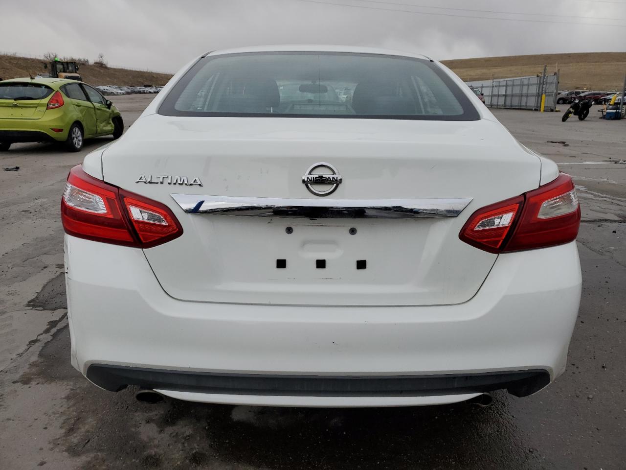2017 Nissan Altima VIN 1N4AL3AP7HN354286 Copart auction photo, front end / rear end damage thumbnail 6