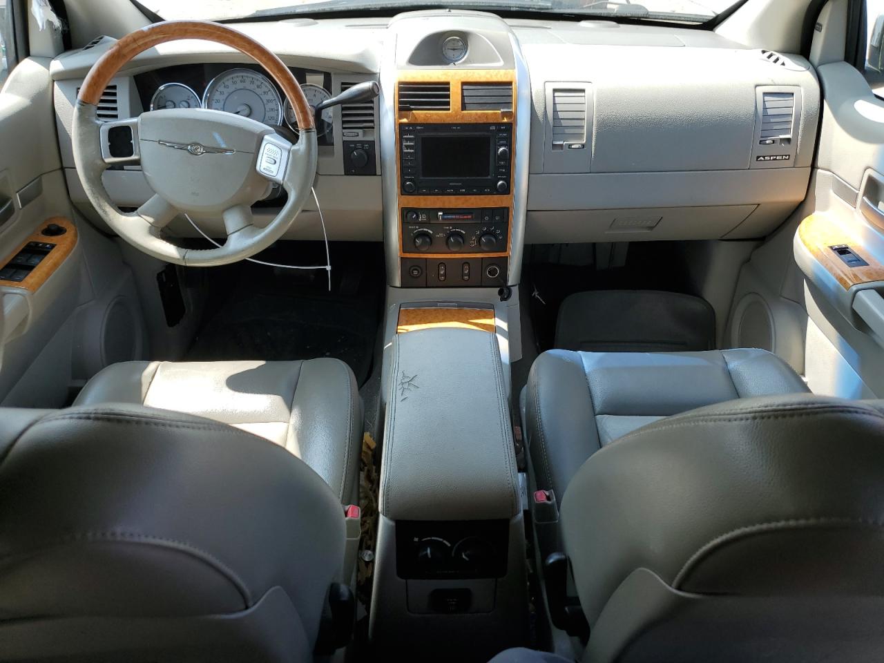 2007 Chrysler Aspen VIN 1A8HW58267F587003 Copart auction photo, side / rear end damage thumbnail 8