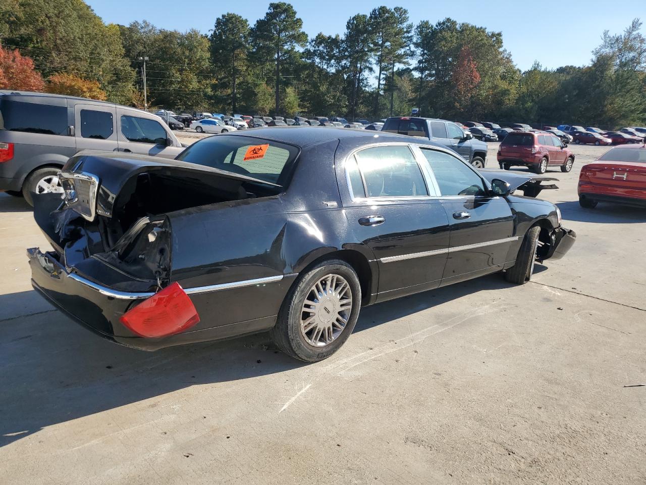 2009 Lincoln Town Car VIN 2LNHM82V19X616430 Copart auction photo, all over damage thumbnail 3
