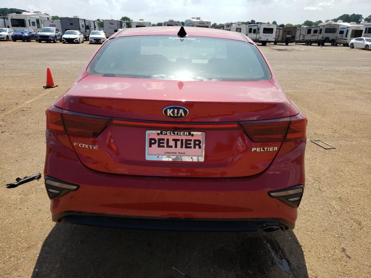 2021 KIA Forte VIN 3KPF24AD8ME335081 Copart auction photo, front end / minor dent/scratches damage thumbnail 6