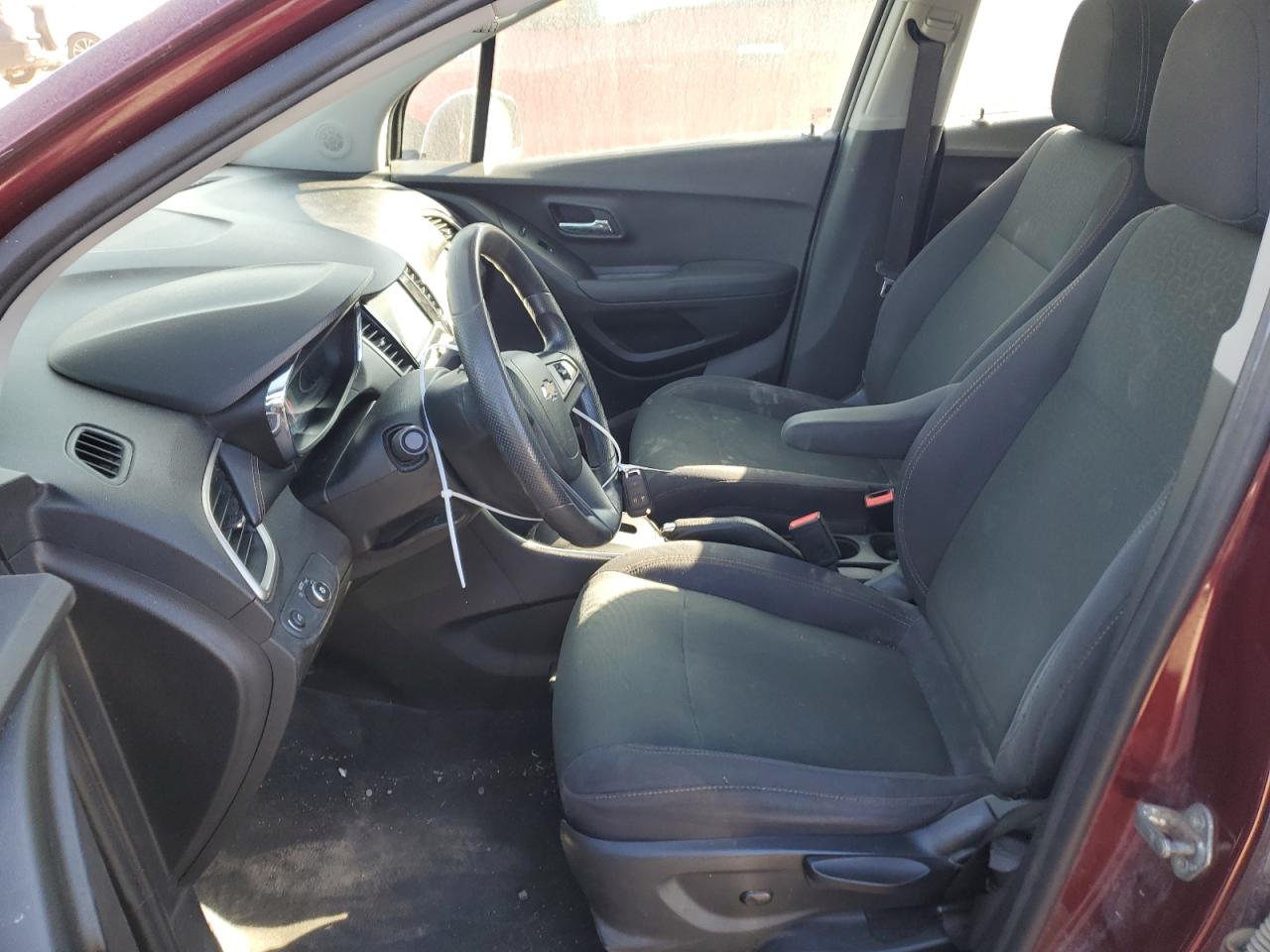 2017 Chevrolet Trax VIN 3GNCJKSBXHL207165 Copart auction photo, front end / minor dent/scratches damage thumbnail 7