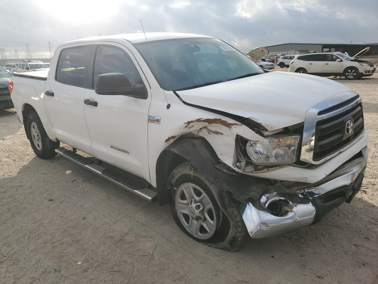 2011 Toyota Tundra VIN 5TFDW5F14BX191560 Copart auction photo, front end / minor dent/scratches damage thumbnail 4