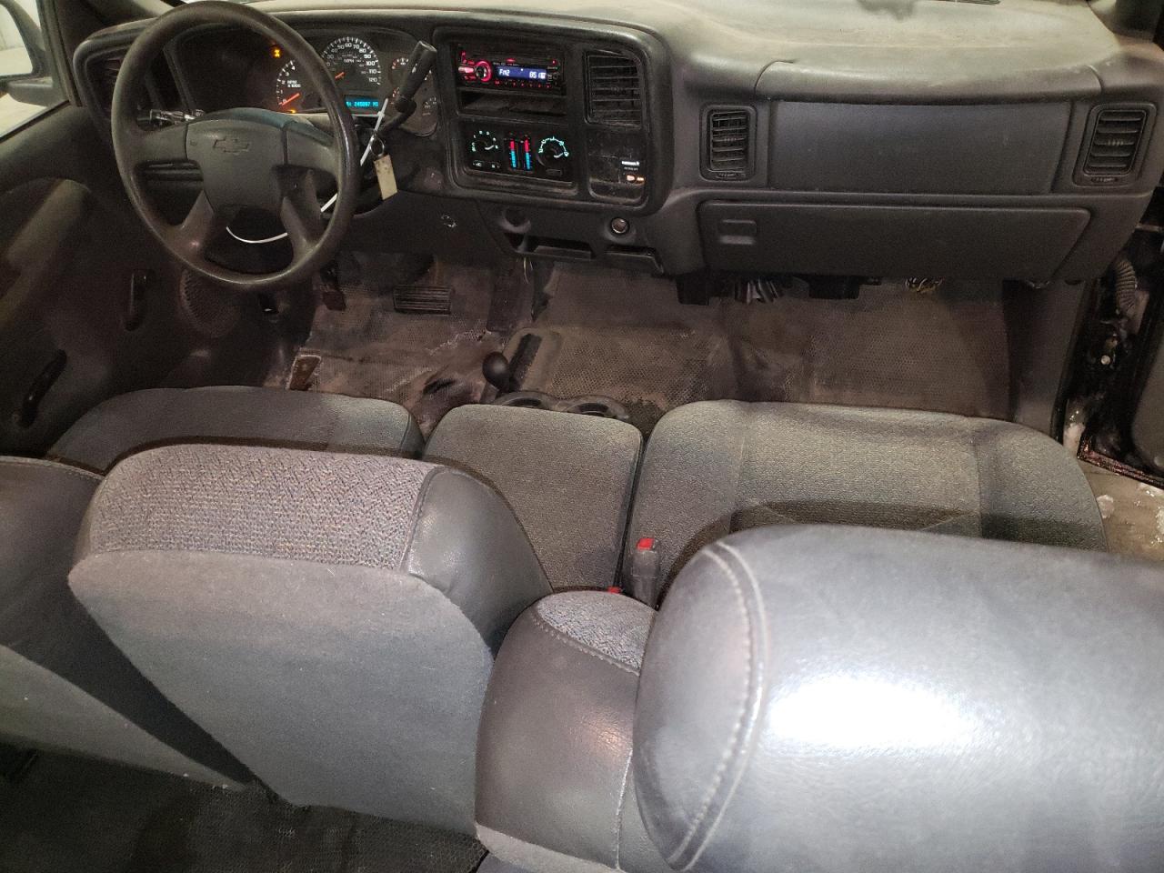 2004 Chevrolet Silverado VIN 1GCEK19V14E372136 Copart auction photo, hail damage thumbnail 8