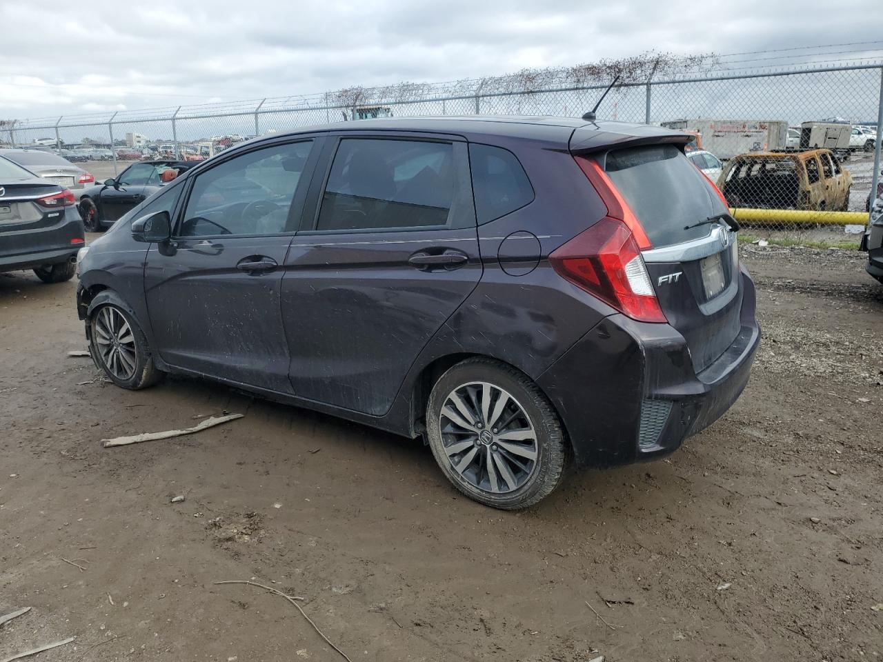 2015 Honda Fit VIN 3HGGK5H85FM743261 Copart auction photo, front end / rear end damage thumbnail 2