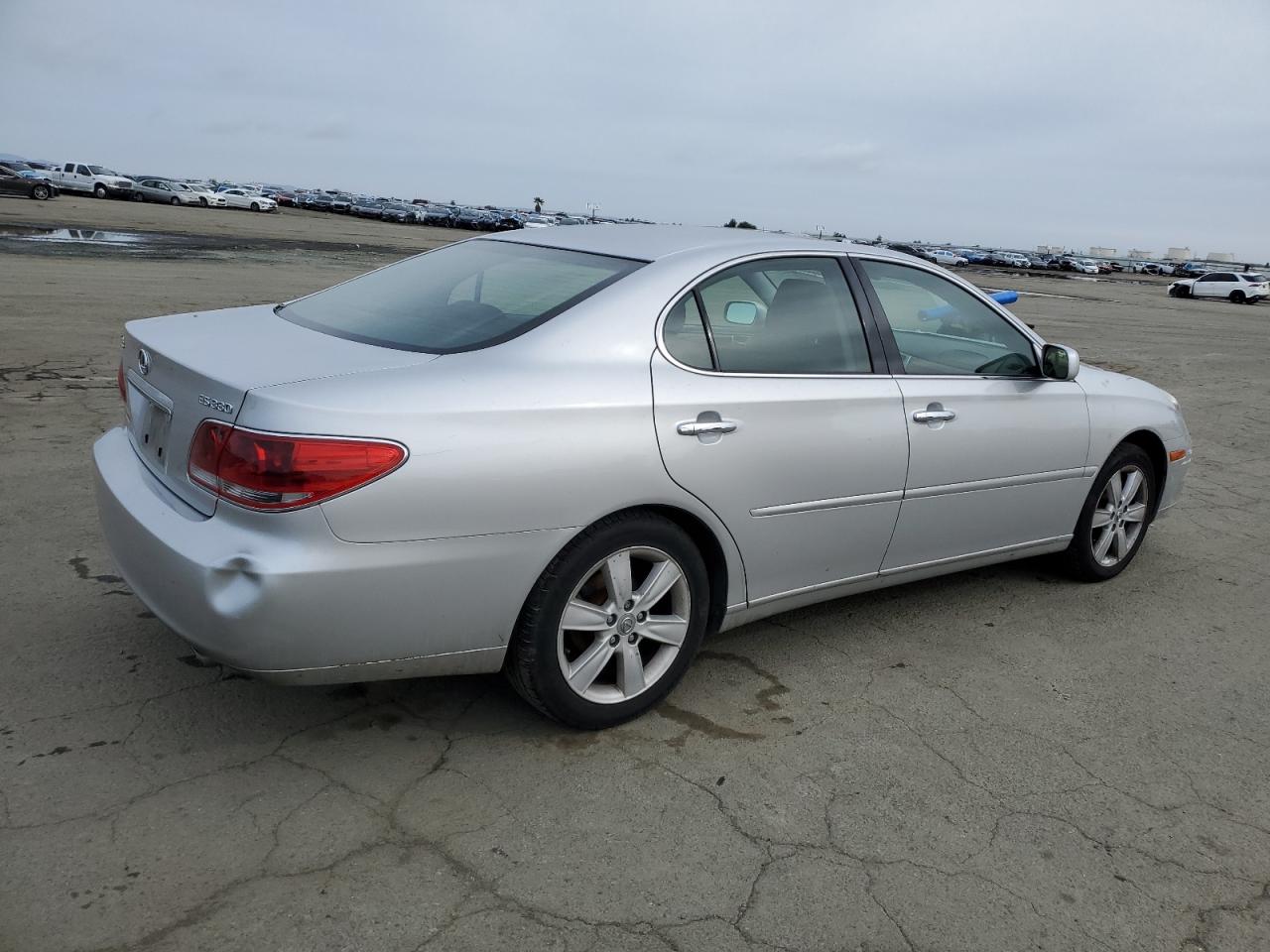 2005 Lexus ES VIN JTHBA30GX55123608 Copart auction photo, front end damage thumbnail 3