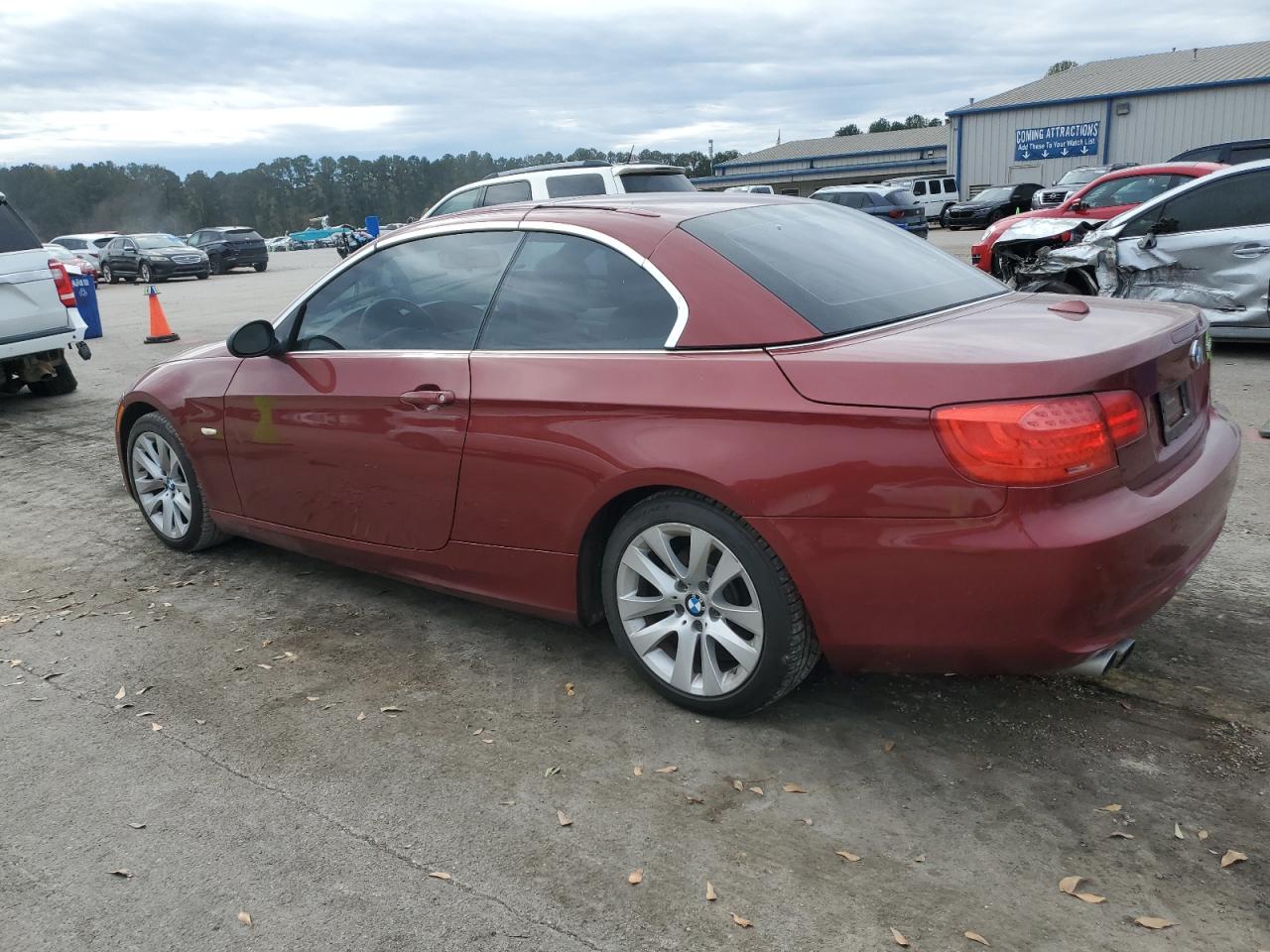 2011 BMW 3er VIN WBADW3C59BE538725 Copart auction photo, all over damage thumbnail 2