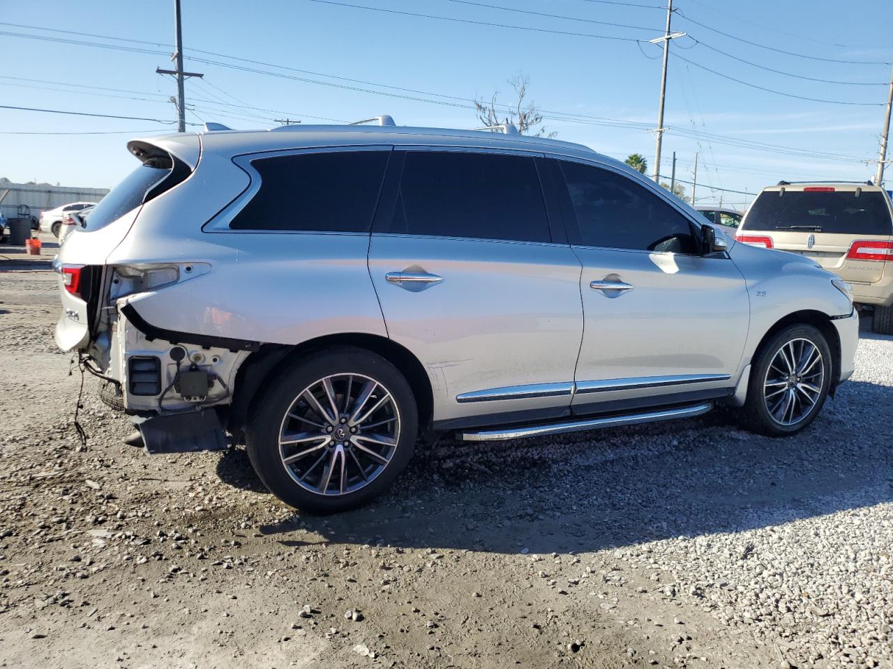 2017 Infiniti QX60 VIN 5N1DL0MN2HC540874 Copart auction photo, rear end damage thumbnail 3