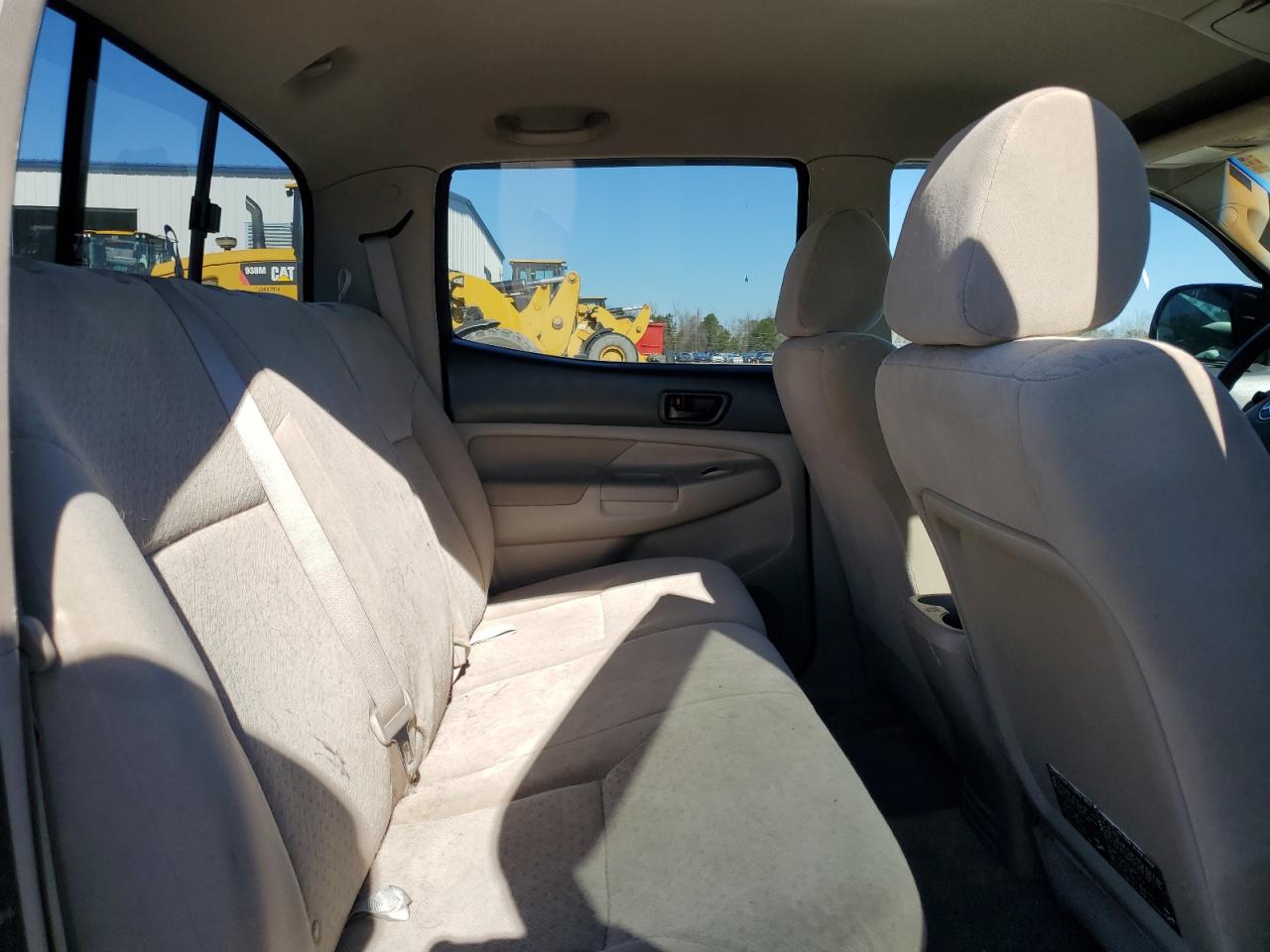 2005 Toyota Tacoma VIN 3TMLU42N65M002258 Copart auction photo, front end / all over damage thumbnail 10
