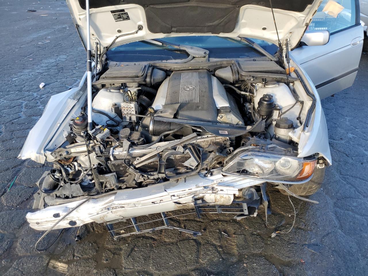 2000 BMW 5er VIN WBADN6343YGM69121 Copart auction photo, front end damage thumbnail 11