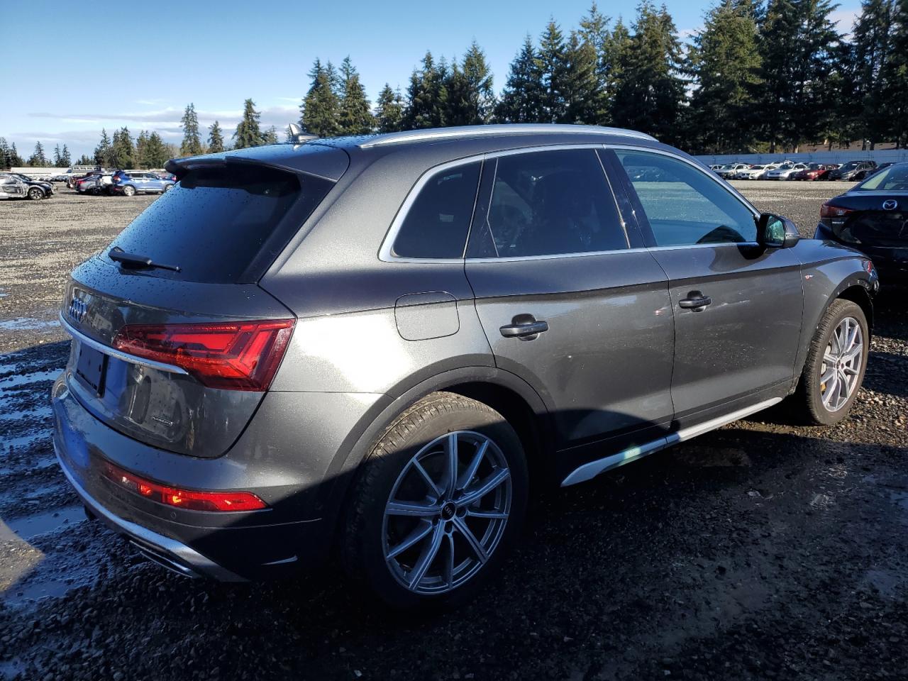 2021 Audi Q5 VIN WA1F2AFY6M2058108 Copart auction photo, front end damage thumbnail 3