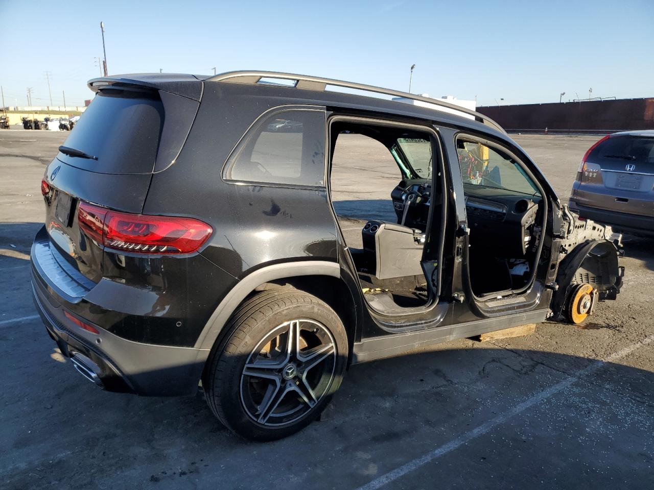 2020 Mercedes-Benz GLB VIN W1N4M4GB9LW050801 Copart auction photo, vandalism / stripped damage thumbnail 3