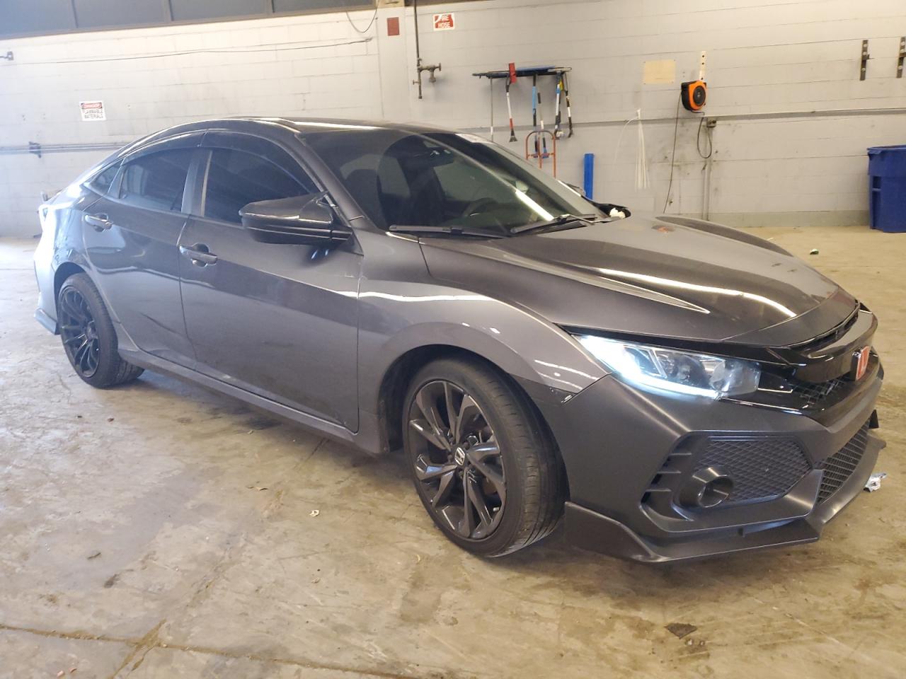 2019 Honda Civic VIN 2HGFC2F81KH576531 Copart auction photo, front end / minor dent/scratches damage thumbnail 4