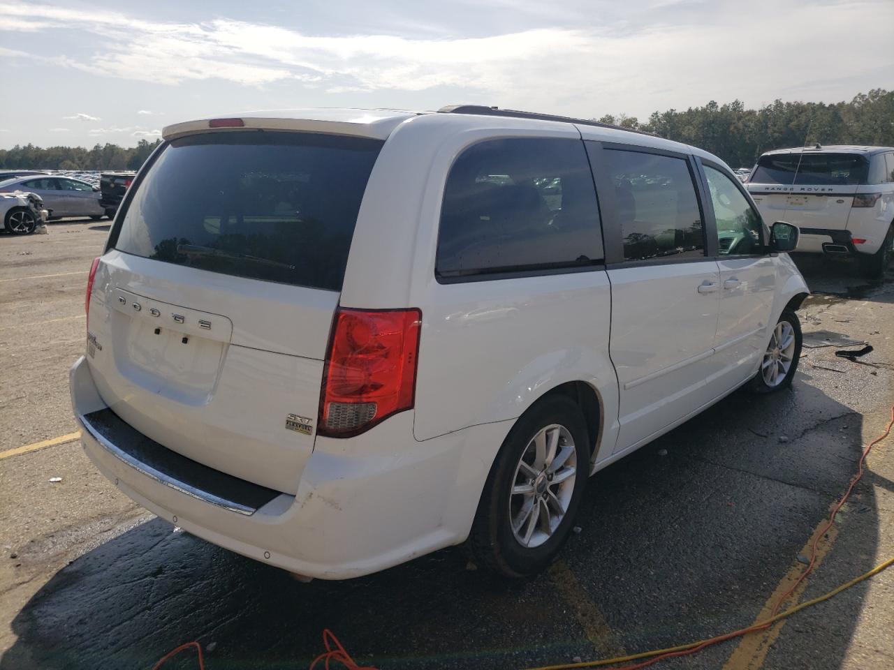 2015 Dodge Caravan VIN 2C4RDGCG2FR540199 Copart auction photo, front end damage thumbnail 3