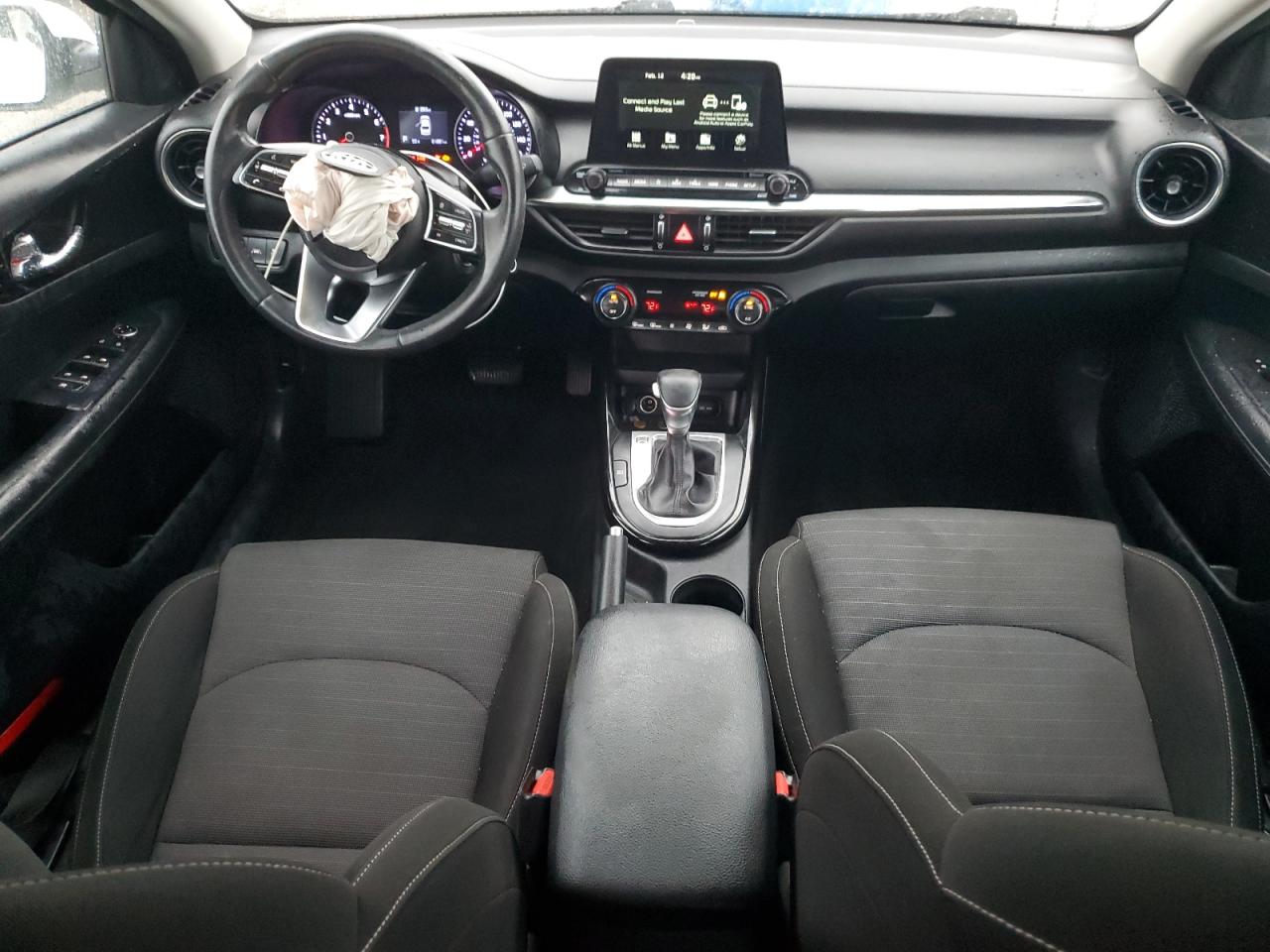 2019 KIA Forte VIN 3KPF34AD8KE123923 Copart auction photo, front end damage thumbnail 8