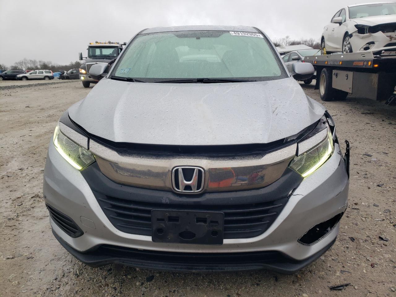 2019 Honda HR-V VIN 3CZRU6H37KM728163 Copart auction photo, front end / side damage thumbnail 5