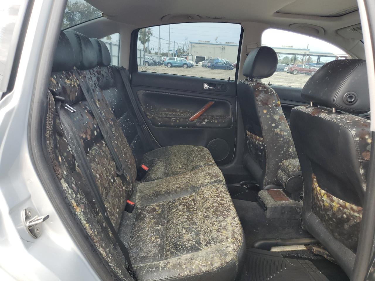 1999 Volkswagen Passat VIN WVWMD63B1XE216281 Copart auction photo, water/flood damage thumbnail 10