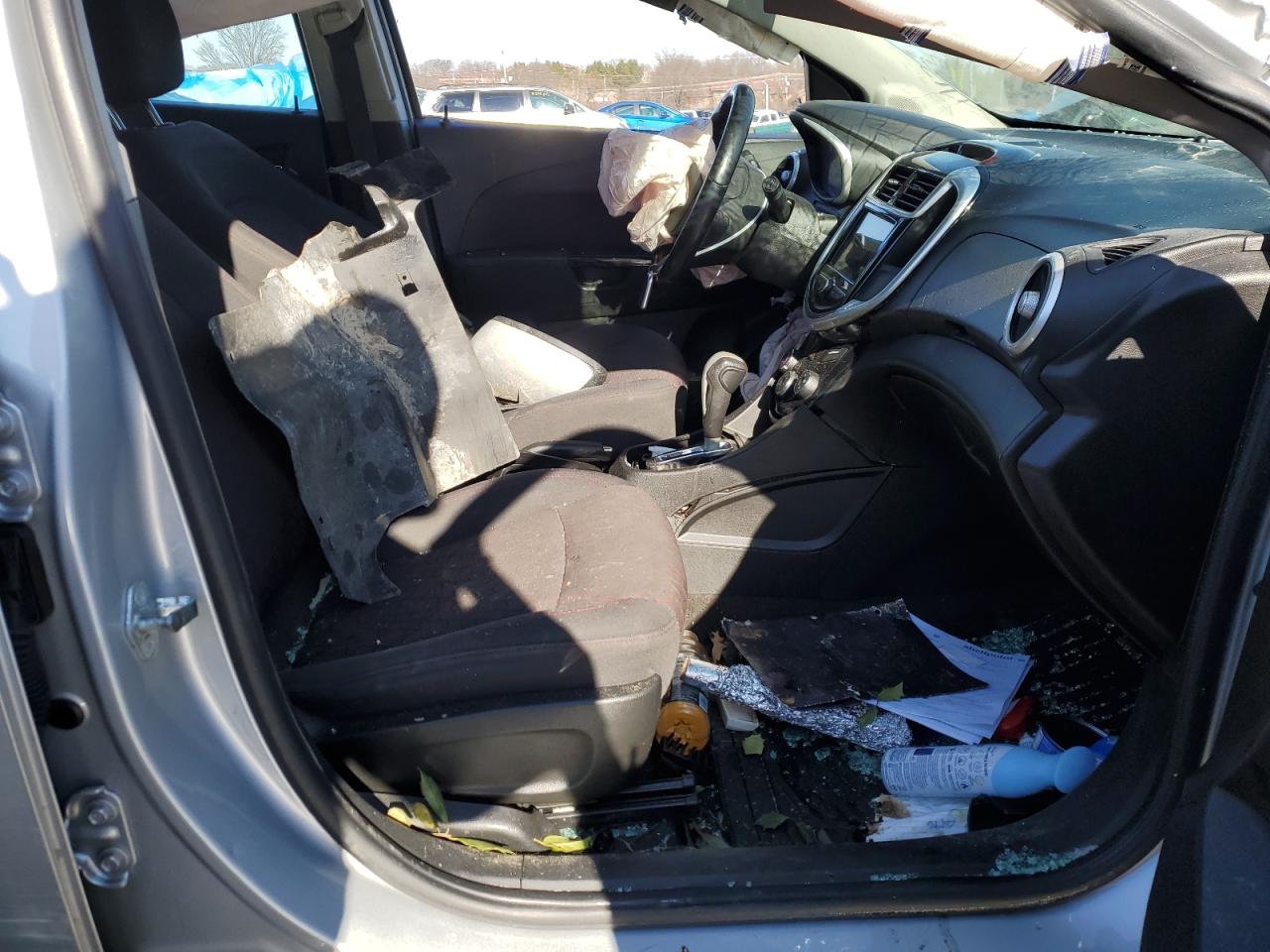 2019 Chevrolet Sonic VIN 1G1JD6SB3K4133818 Copart auction photo, all over damage thumbnail 7