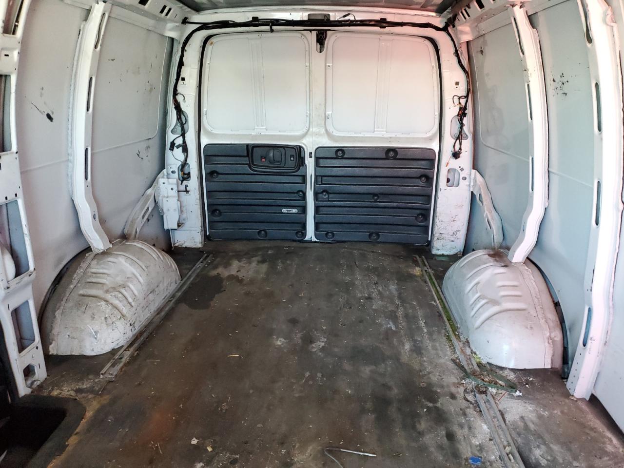 2016 Chevrolet Express VIN 1GCZGGFG2G1121701 Copart auction photo, front end damage thumbnail 10