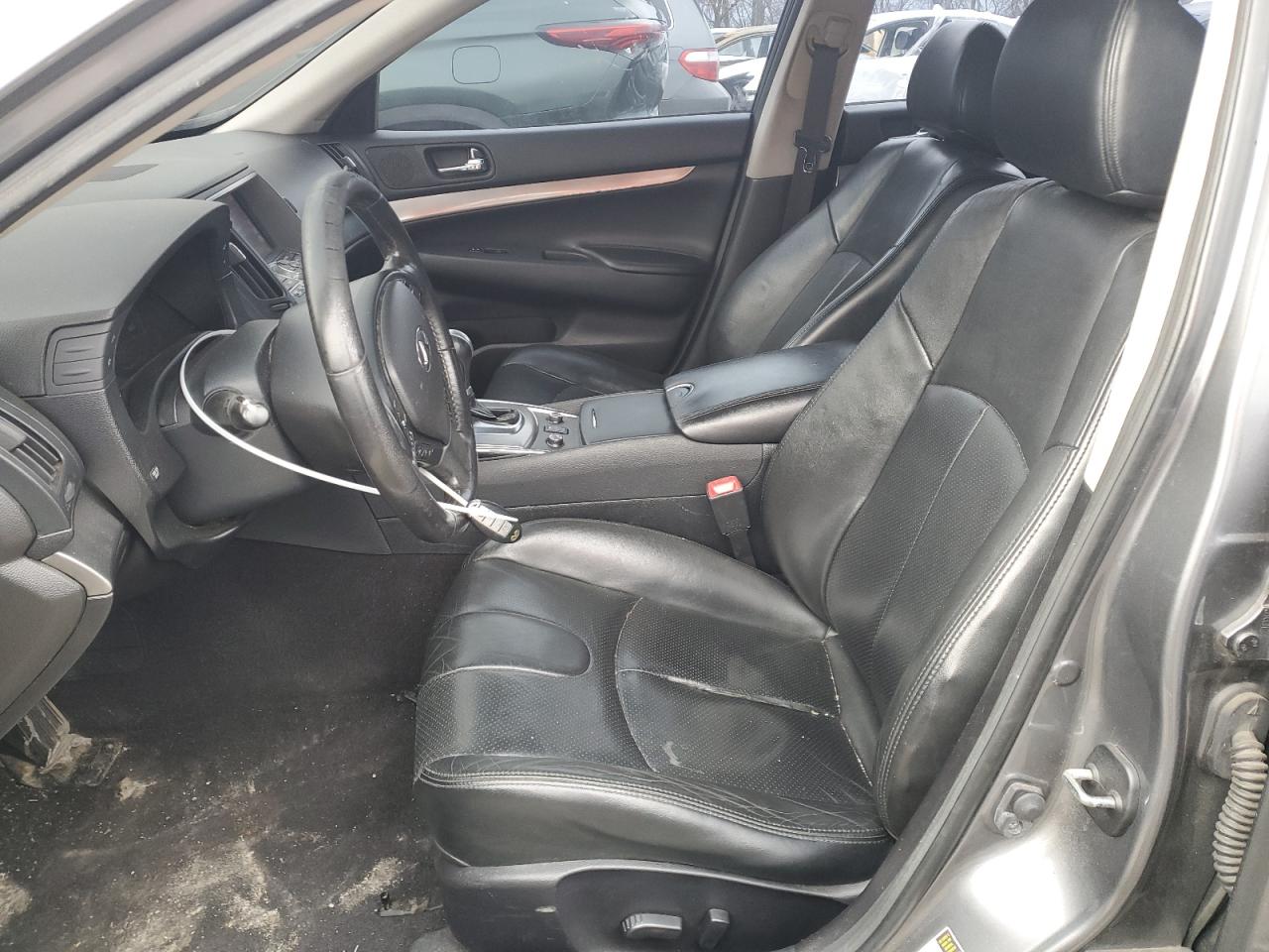 2015 Infiniti Q40 VIN JN1CV6AR5FM524697 Copart auction photo, side / front end damage thumbnail 7