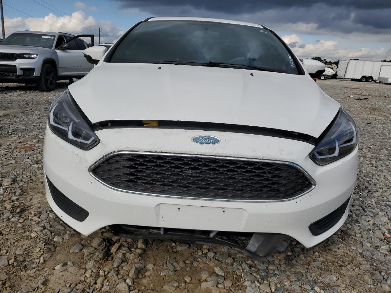 2017 Ford Focus VIN 1FADP3F20HL300726 Copart auction photo, water/flood / minor dent/scratches damage thumbnail 5