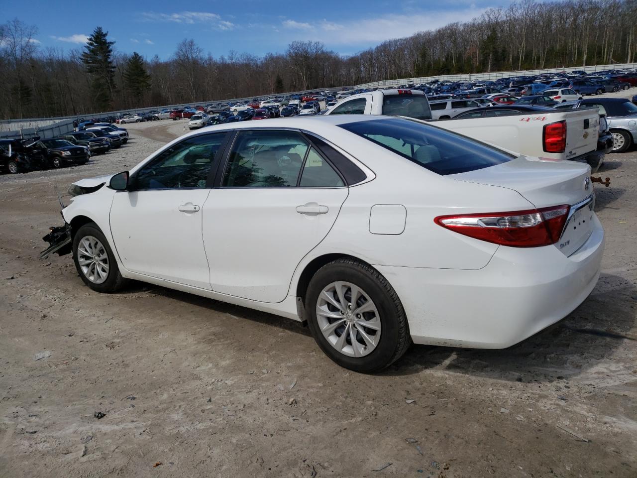 2017 Toyota Camry VIN 4T1BF1FK6HU658153 Copart auction photo, front end / side damage thumbnail 2
