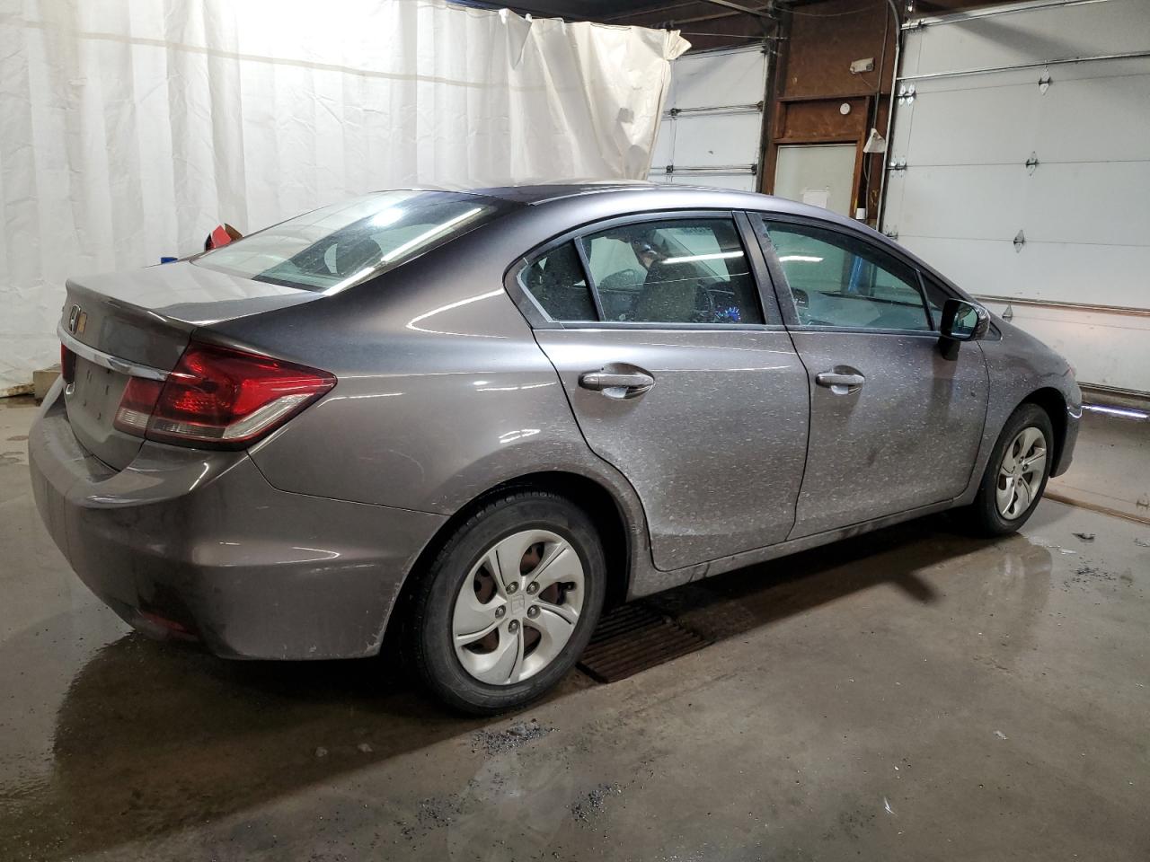 2015 Honda Civic VIN 19XFB2F50FE297807 Copart auction photo, side damage thumbnail 3