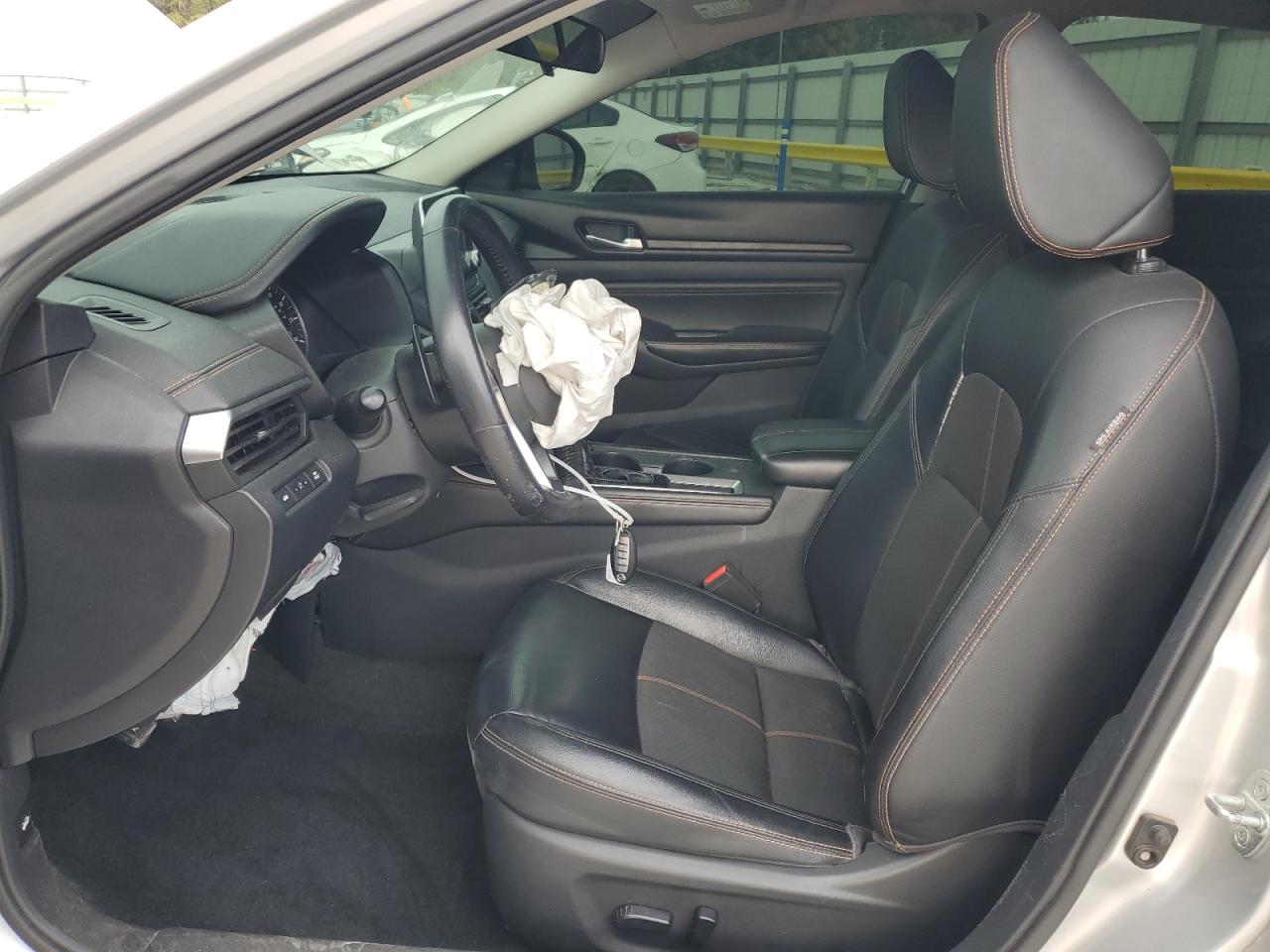 2019 Nissan Altima VIN 1N4BL4CV9KC182786 Copart auction photo, front end / minor dent/scratches damage thumbnail 7