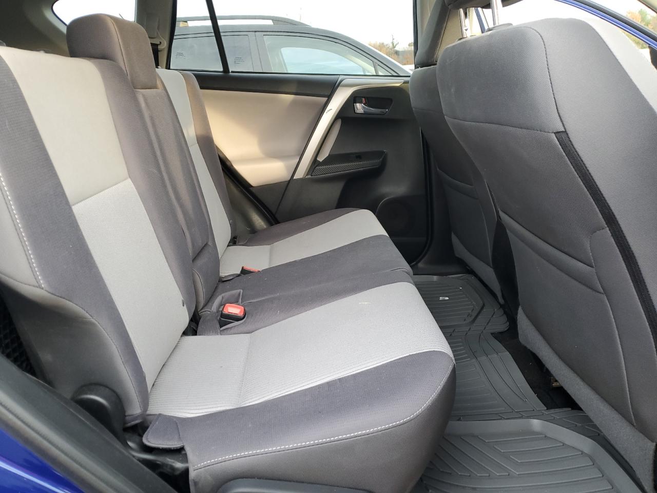 2015 Toyota RAV 4 VIN 2T3RFREV1FW261186 Copart auction photo, front end damage thumbnail 10