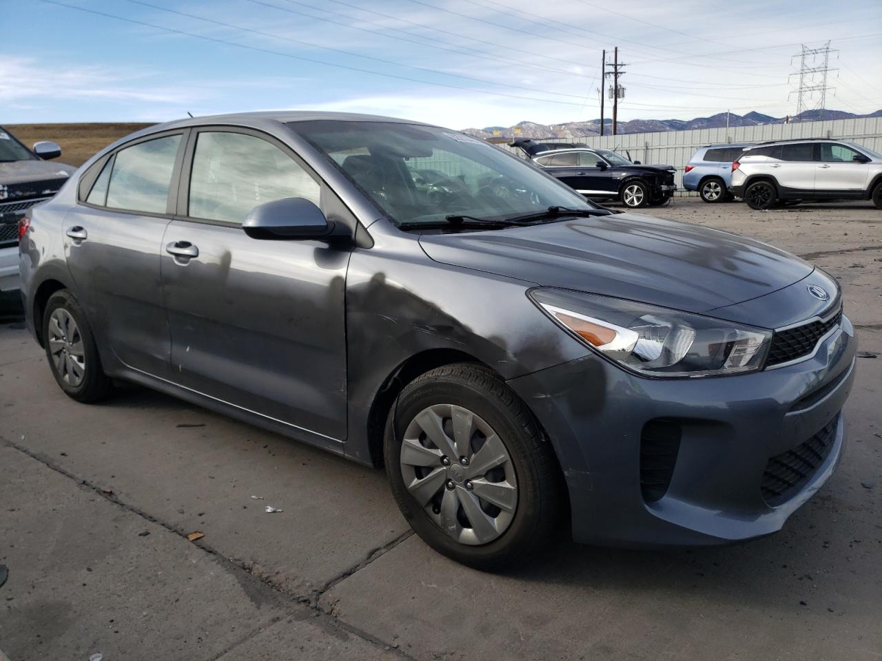 2020 KIA Rio VIN 3KPA24AD1LE333911 Copart auction photo, vandalism / side damage thumbnail 4