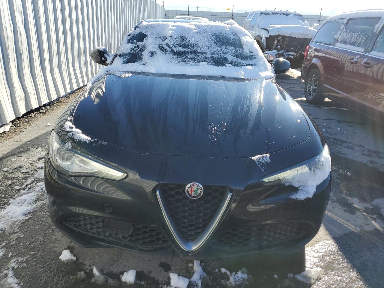 2018 Alfa Romeo Giulia VIN ZARFAEBN7J7564160 Copart auction photo, normal wear damage thumbnail 5