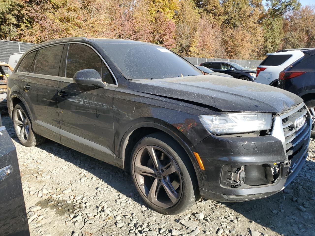 2019 Audi Q7 VIN WA1VAAF76KD010356 Copart auction photo, front end / rear end damage thumbnail 4