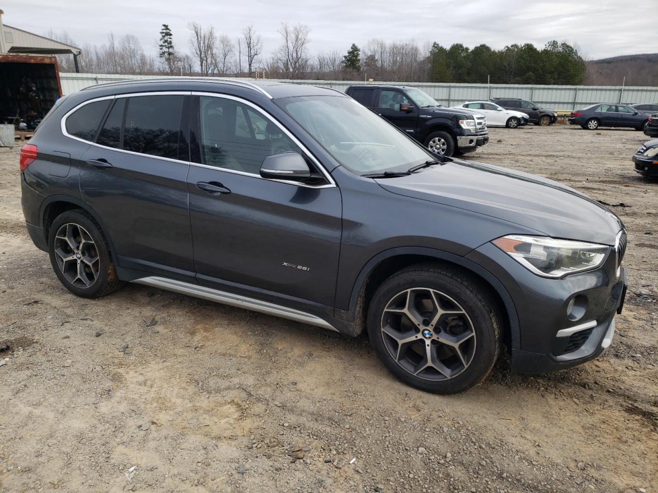 2016 BMW X1 VIN WBXHT3C39G5E48970 Copart auction photo, rear end / minor dent/scratches damage thumbnail 4