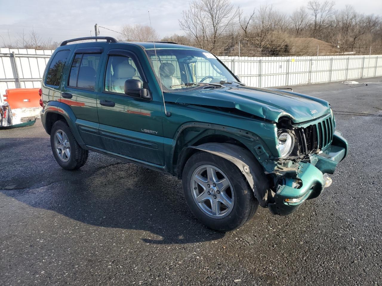 2004 Jeep Liberty (North America) VIN 1J8GL58KX4W182956 Copart auction photo, front end damage thumbnail 4