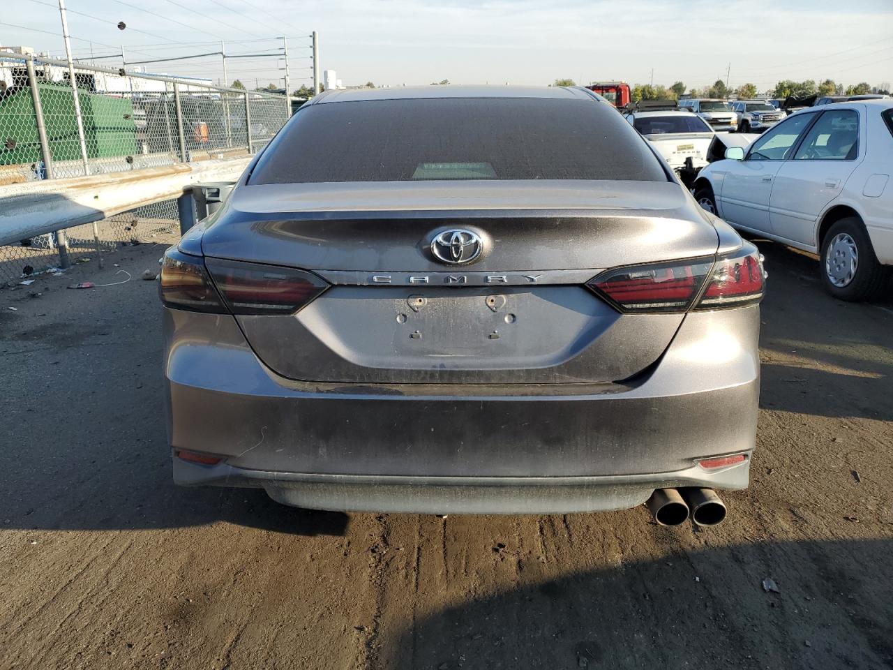 2018 Toyota Camry VIN 4T1B11HK9JU565872 Copart auction photo, front end damage thumbnail 6