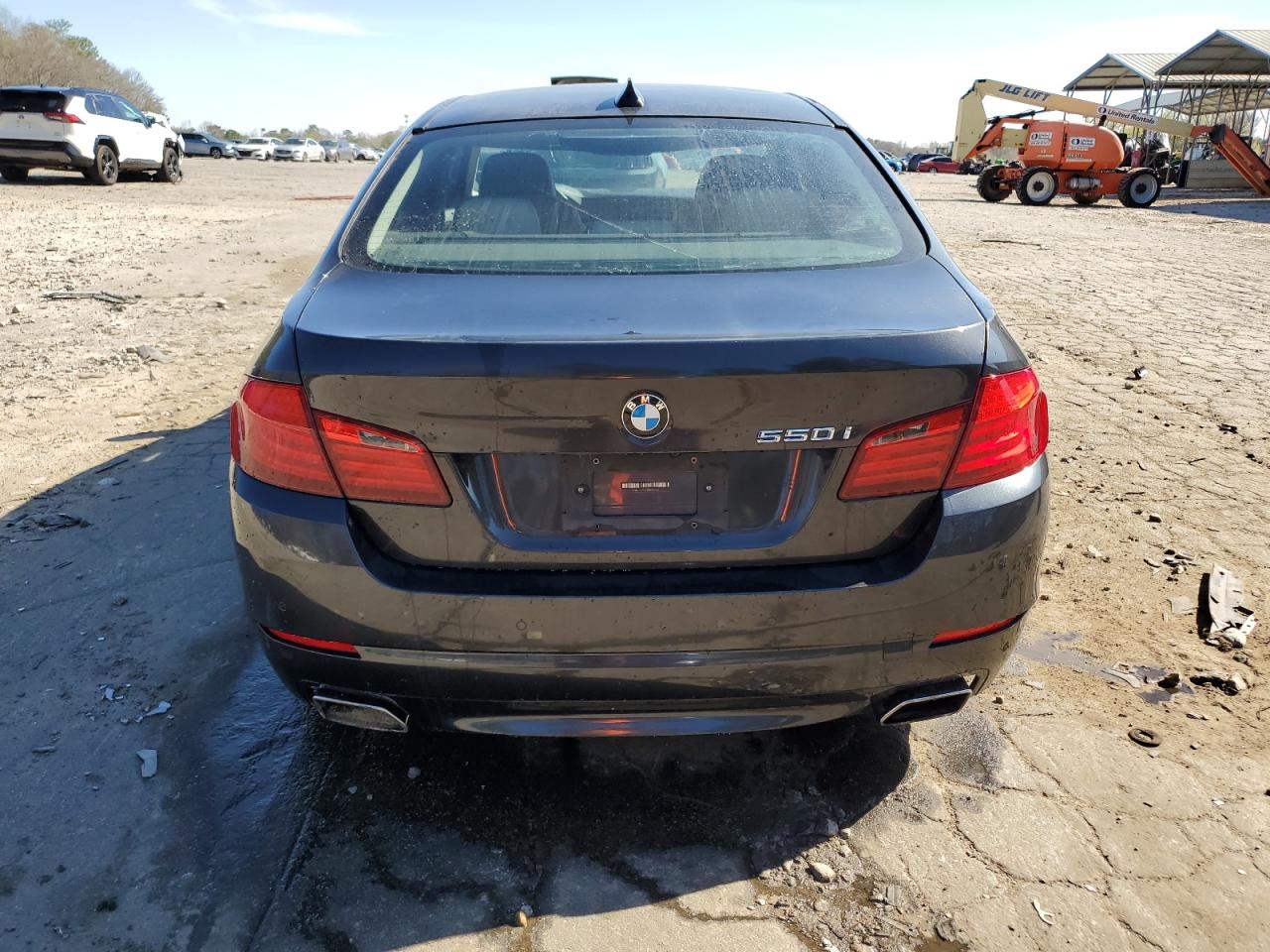 2011 BMW 5er VIN WBAFR9C59BC270466 Copart auction photo, side / front end damage thumbnail 6