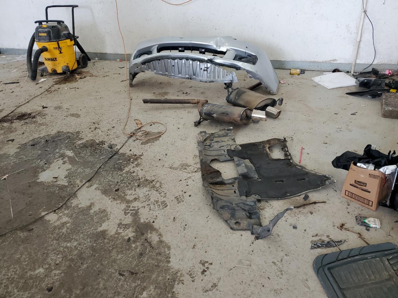 2005 Acura TSX VIN JH4CL96855C021548 Copart auction photo, front end damage thumbnail 12