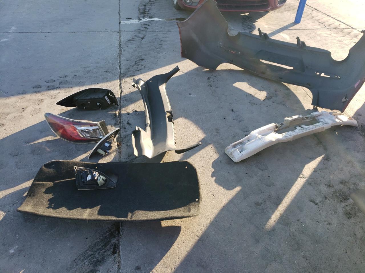 2011 Mazda 3 VIN JM1BL1U55B1417784 Copart auction photo, rear end damage thumbnail 12