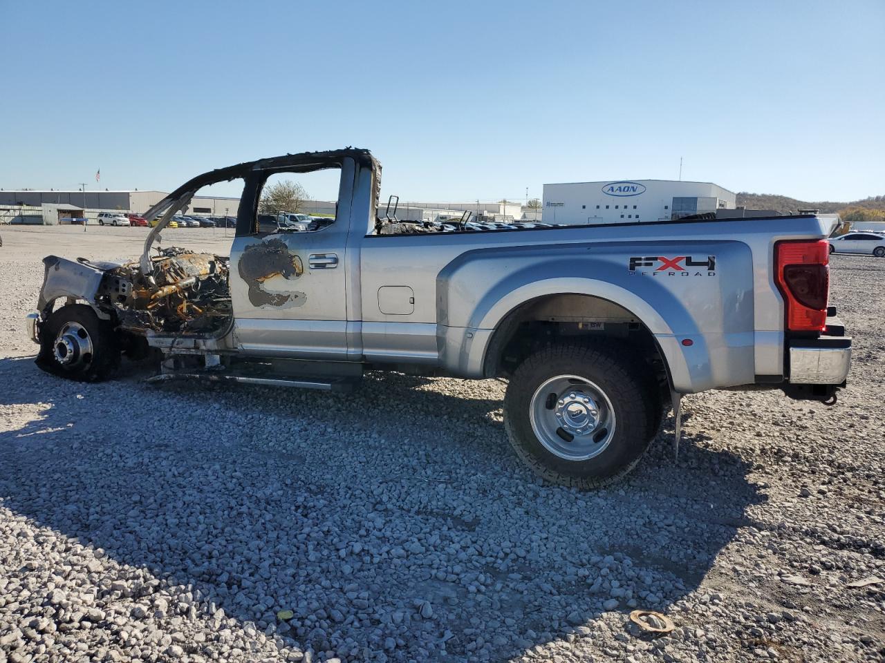 2022 Ford F350 VIN 1FT8W3DT6NEC24844 Copart auction photo, burn / minor dent/scratches damage thumbnail 2